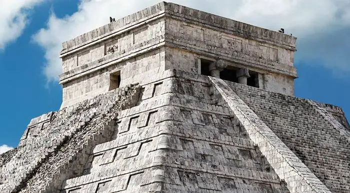 Chichen Itza: Muhteşem Bir Mimarinin Ardındaki Gizemler