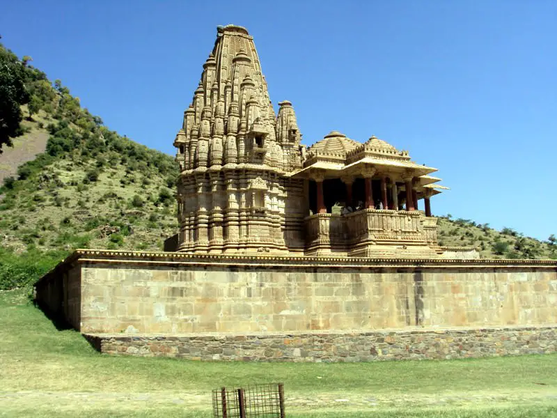 bhangarh fort 2