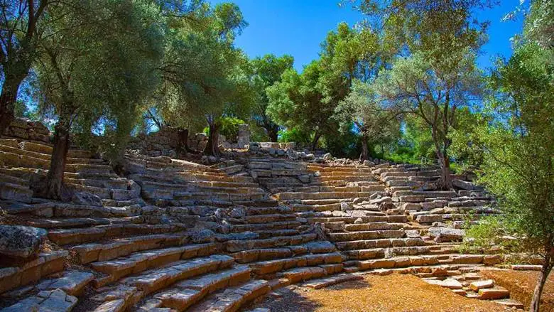 Antonius ve Kleopatra Aşkı Kleopatra Plajına Adını Verdi