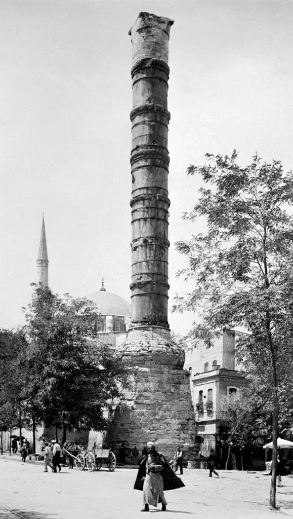 Konstantinopolis’in Dikilitaşları2